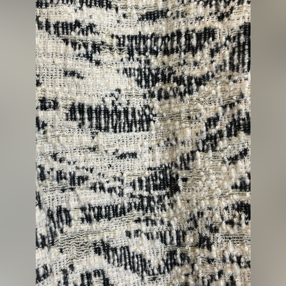 H&M Women’s Tweed Style Kimono Cardigan with Metallic Detail Size Medium - Picture 3 of 7